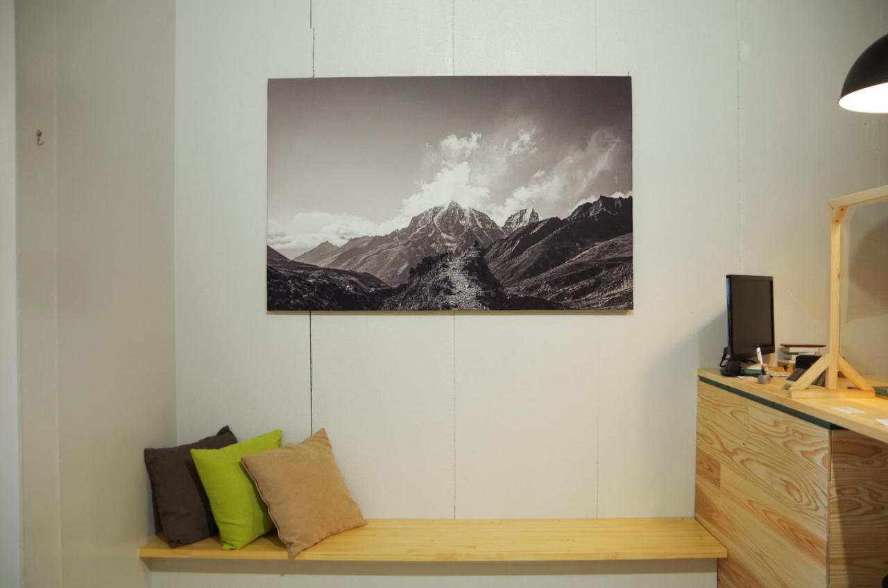 Хостел Travelers' House Roots Такаока Екстер'єр фото
